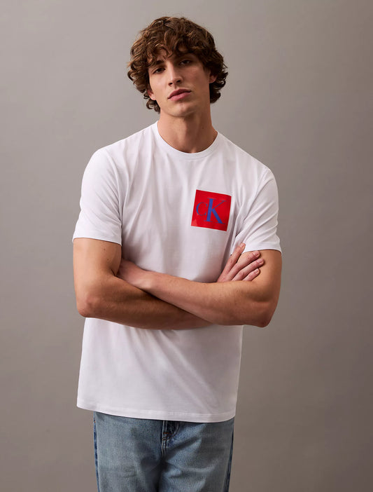 Calvin Klein T-shirt