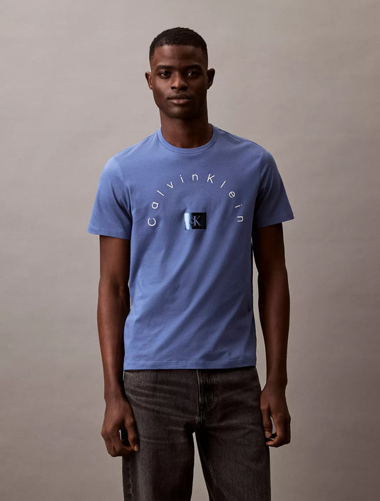 Calvin Klein T-shirt